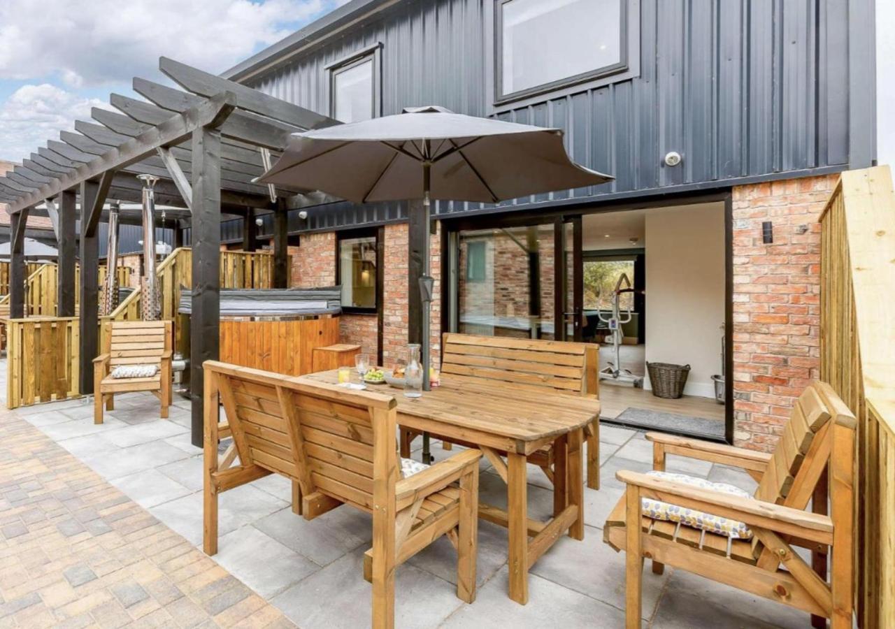 Fawn Cottage Disabled Adapted 3 Bedroom Hot Tub Coughton Экстерьер фото